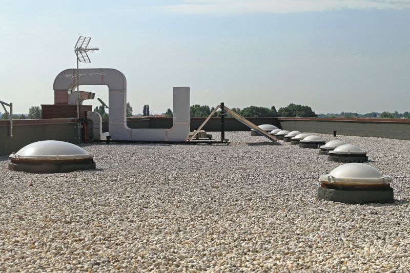 Tar And Gravel Roof Service detail